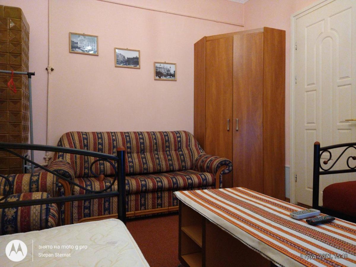 Appartamento Near St. Anthony Leopoli Esterno foto